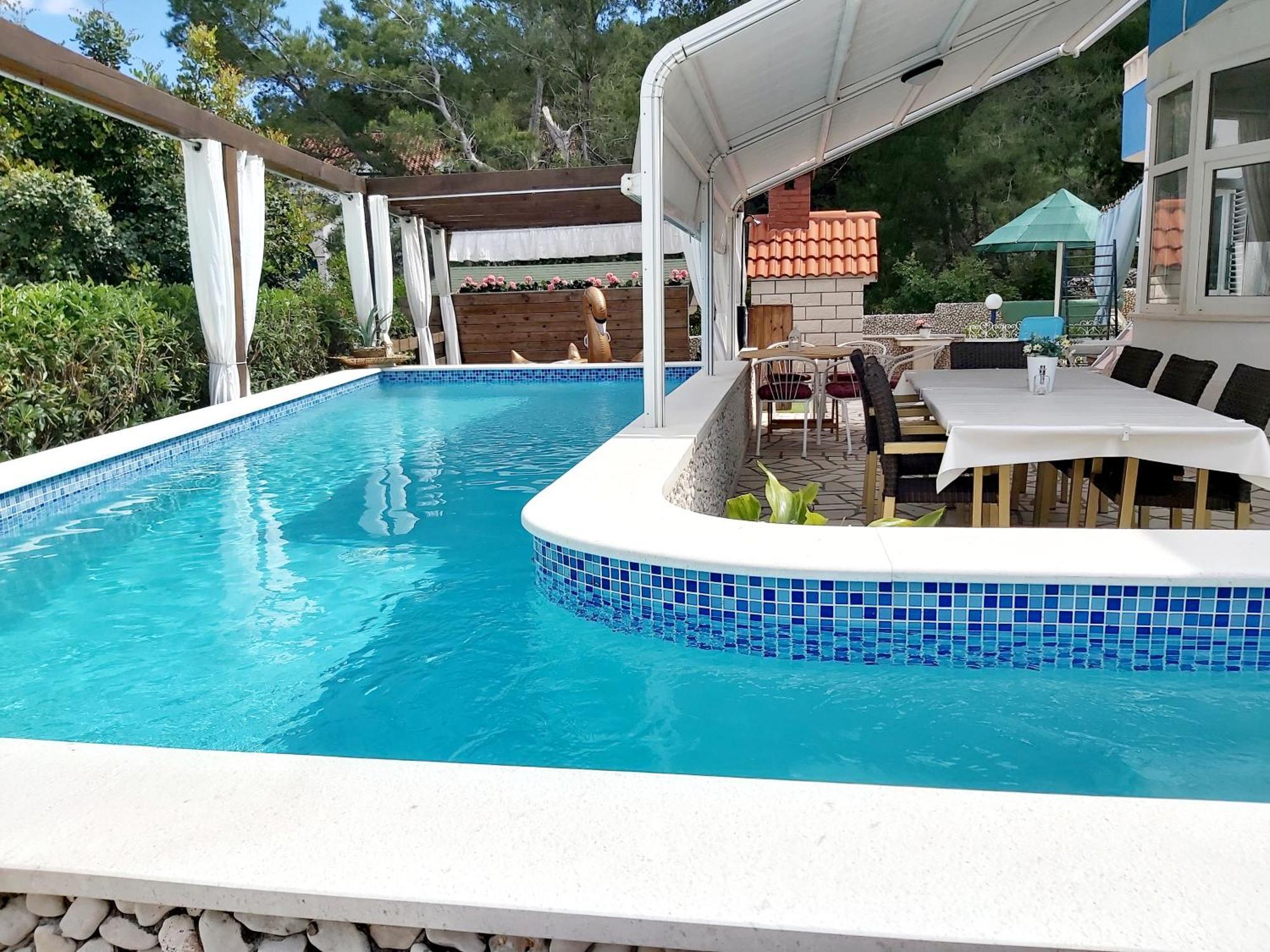 Villa Kale Apartments Слатине Экстерьер фото