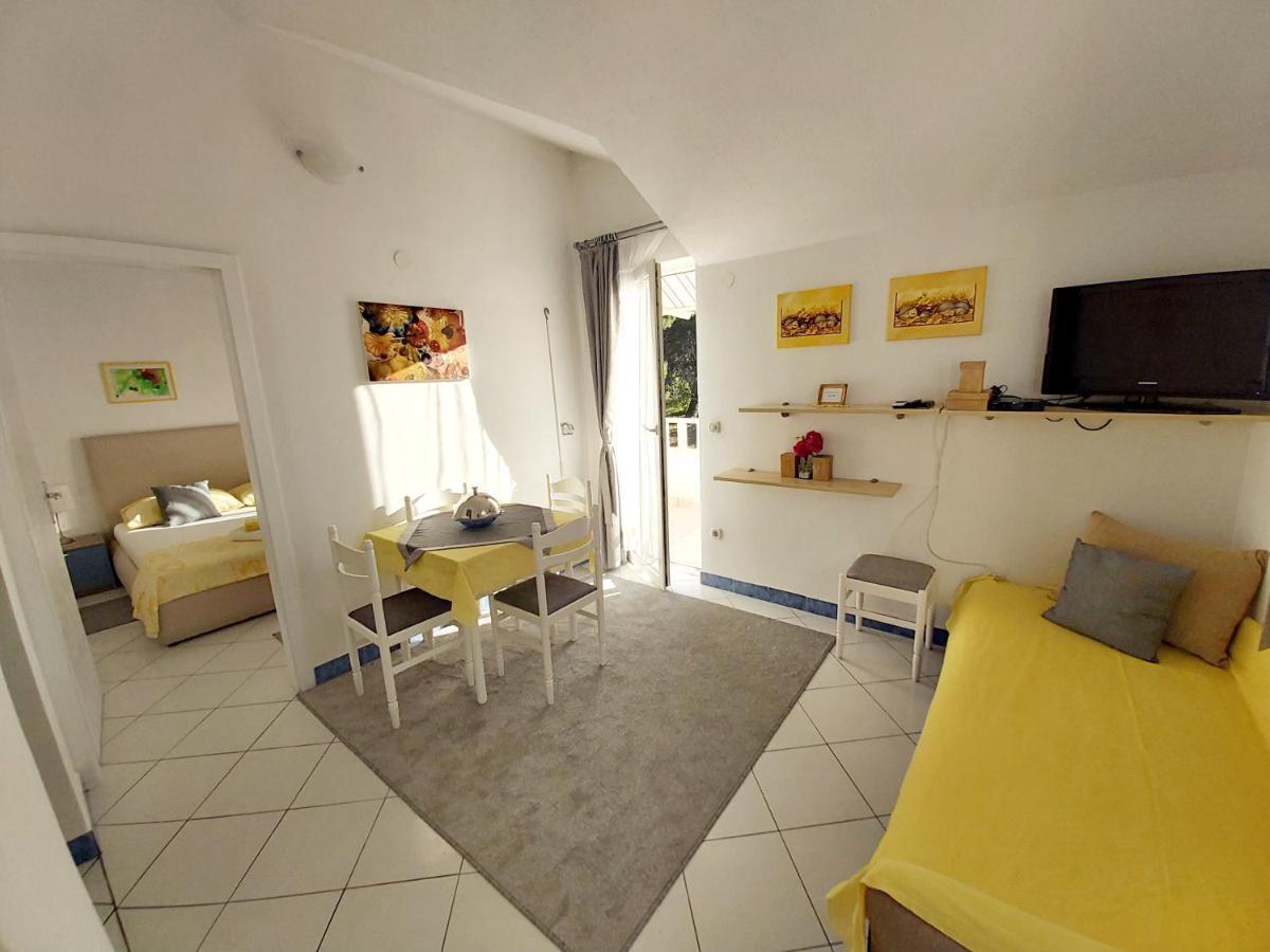Villa Kale Apartments Слатине Экстерьер фото