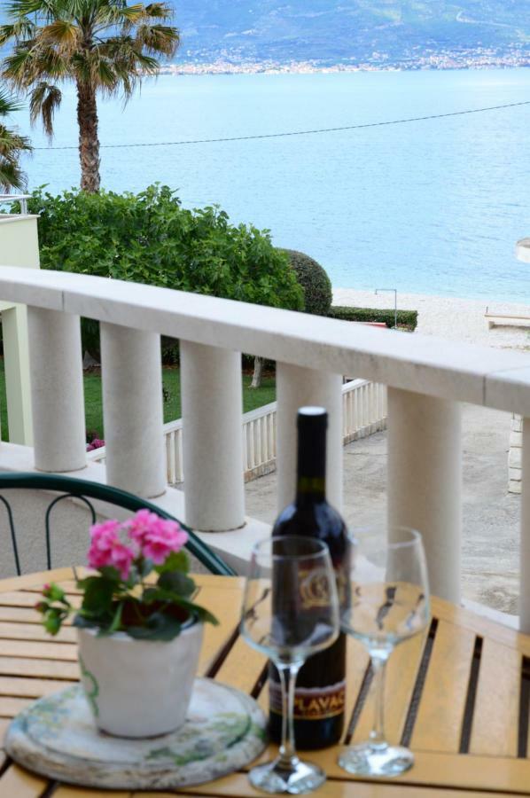 Villa Kale Apartments Слатине Экстерьер фото