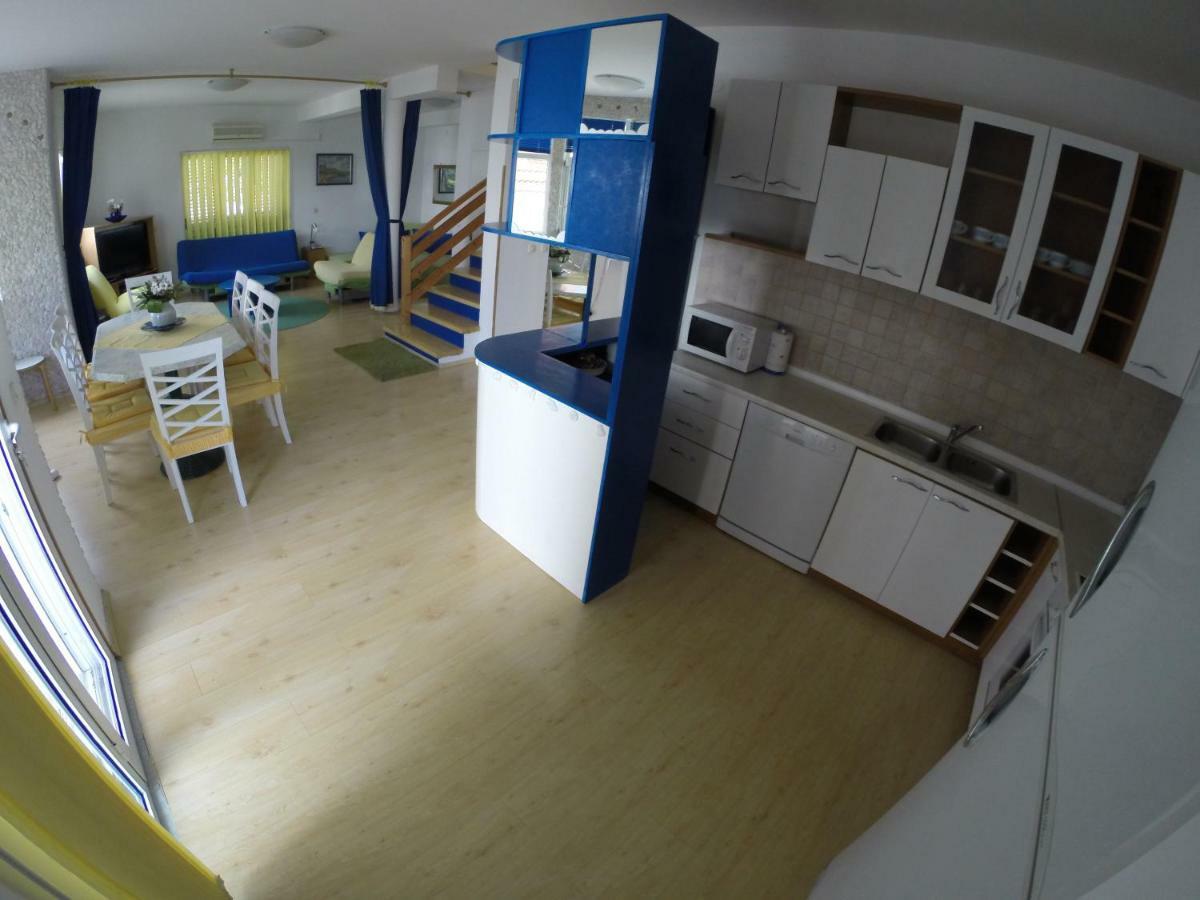 Villa Kale Apartments Слатине Экстерьер фото