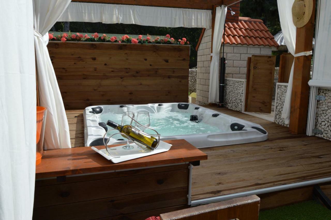 Villa Kale Apartments Слатине Экстерьер фото